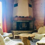 La Rose Chalet *